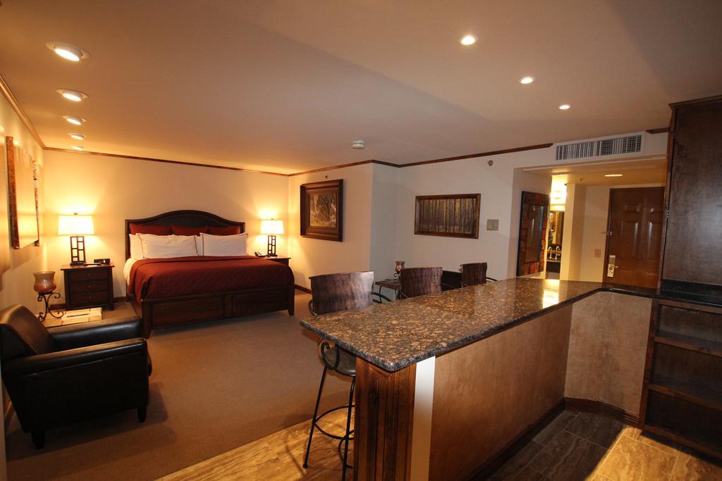 Grand Z Hotel Casino By Red Lion Hotels (Adults Only) Central City Eksteriør bilde